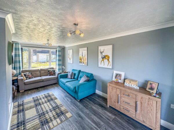 Thurso Walk, Corby