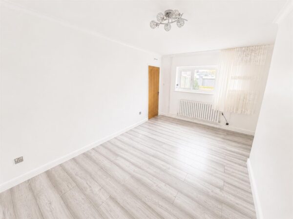 Oakley Road, Corby