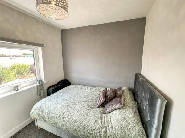 Studfall Avenue, Corby