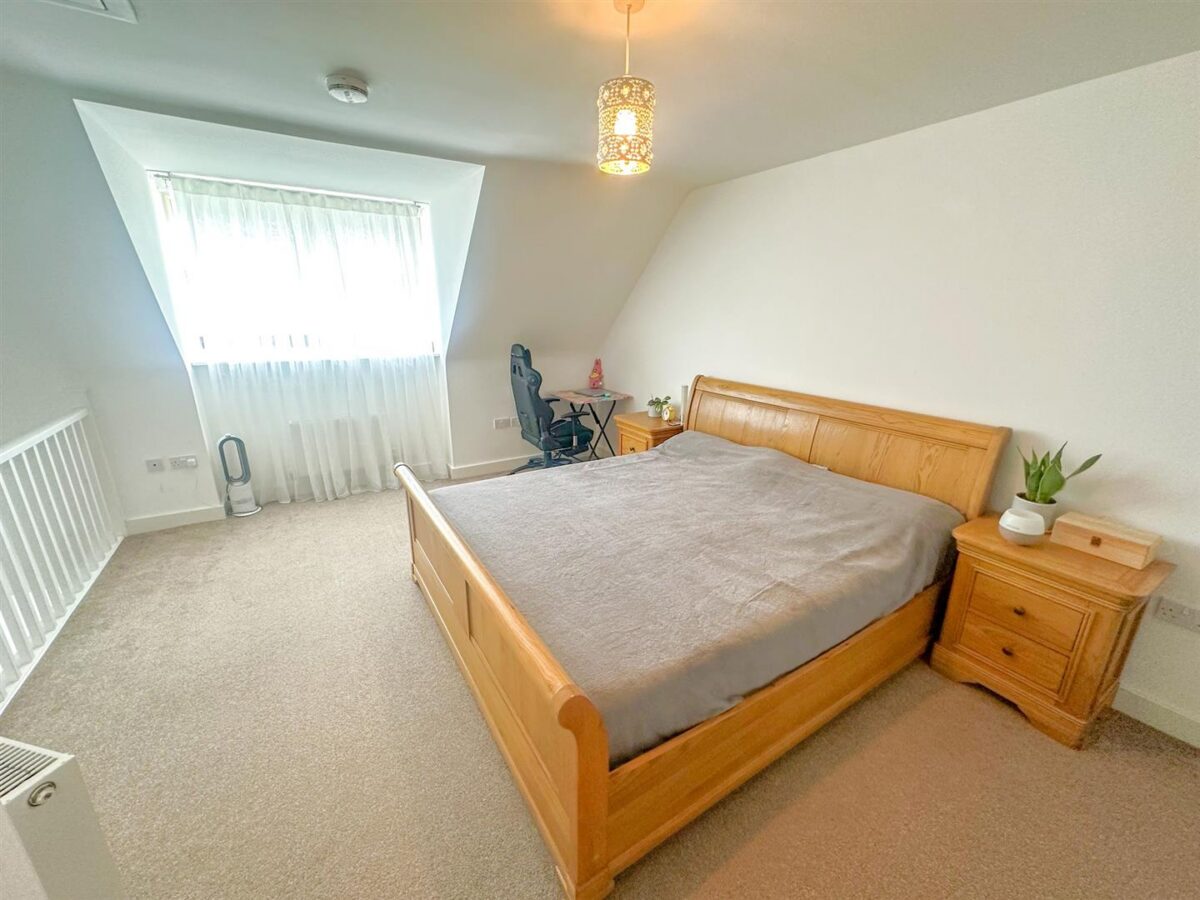 Regal Close, Corby