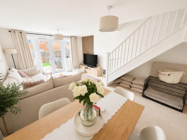 Starling Close, Corby