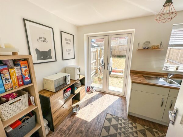 Kennard Close, Weldon, Corby