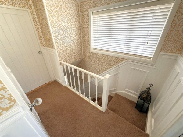 Welland Vale Road, Corby