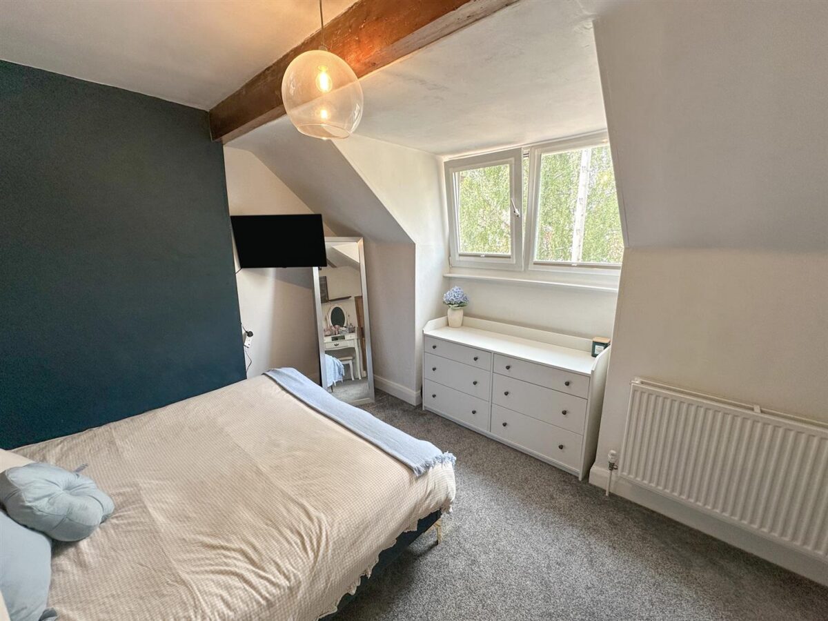 Studfall Avenue, Corby