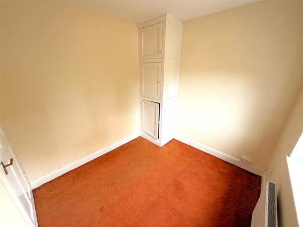 Studfall Avenue, Corby