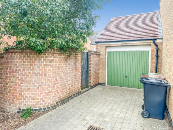 Courteenhall Drive, Corby