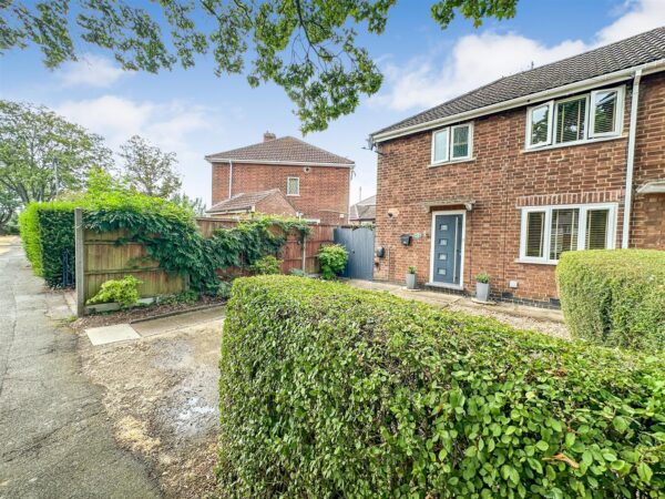 West Glebe Road, Corby