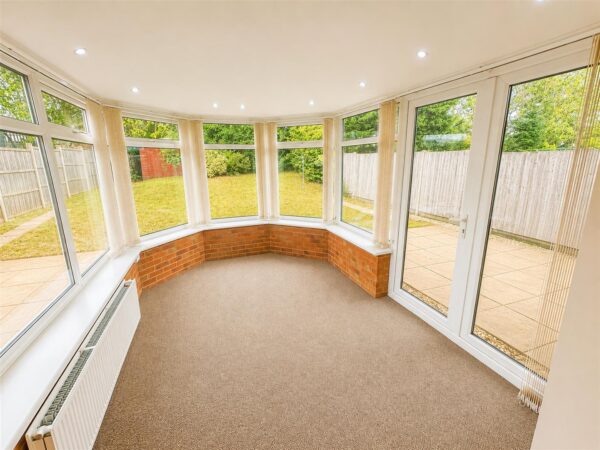 Hubble Road, Corby