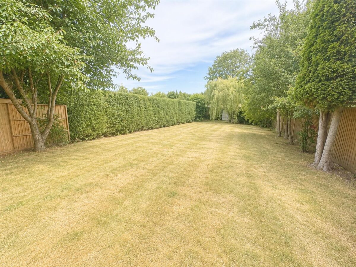 Oakley Road, Corby