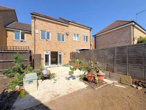 Worcester Close, Corby