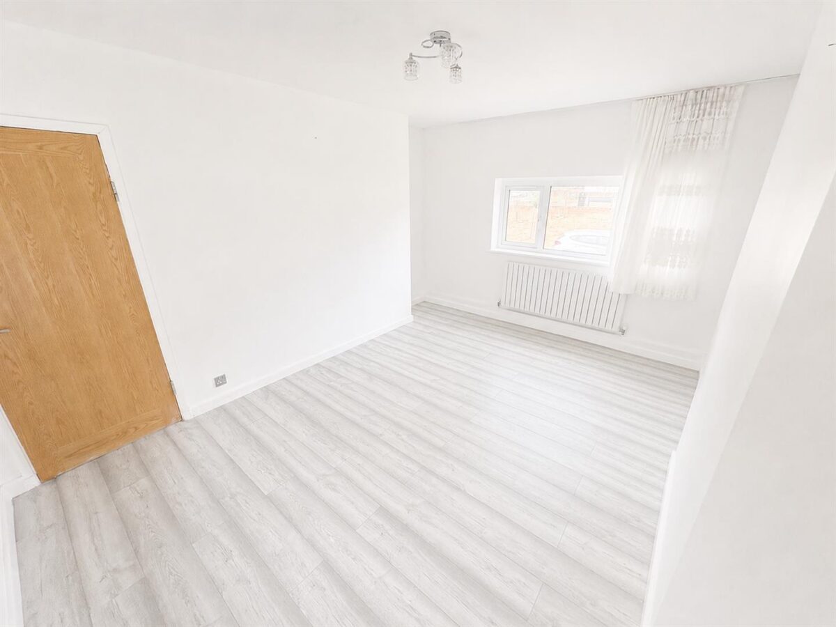 Oakley Road, Corby