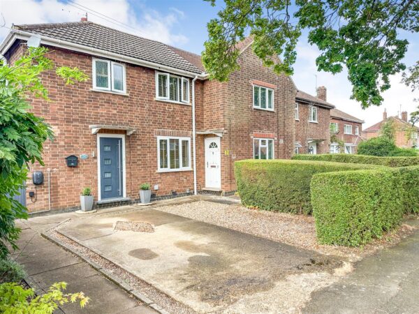 West Glebe Road, Corby