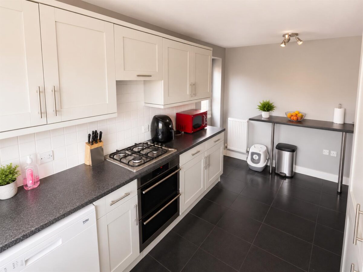 Violet Close, Corby