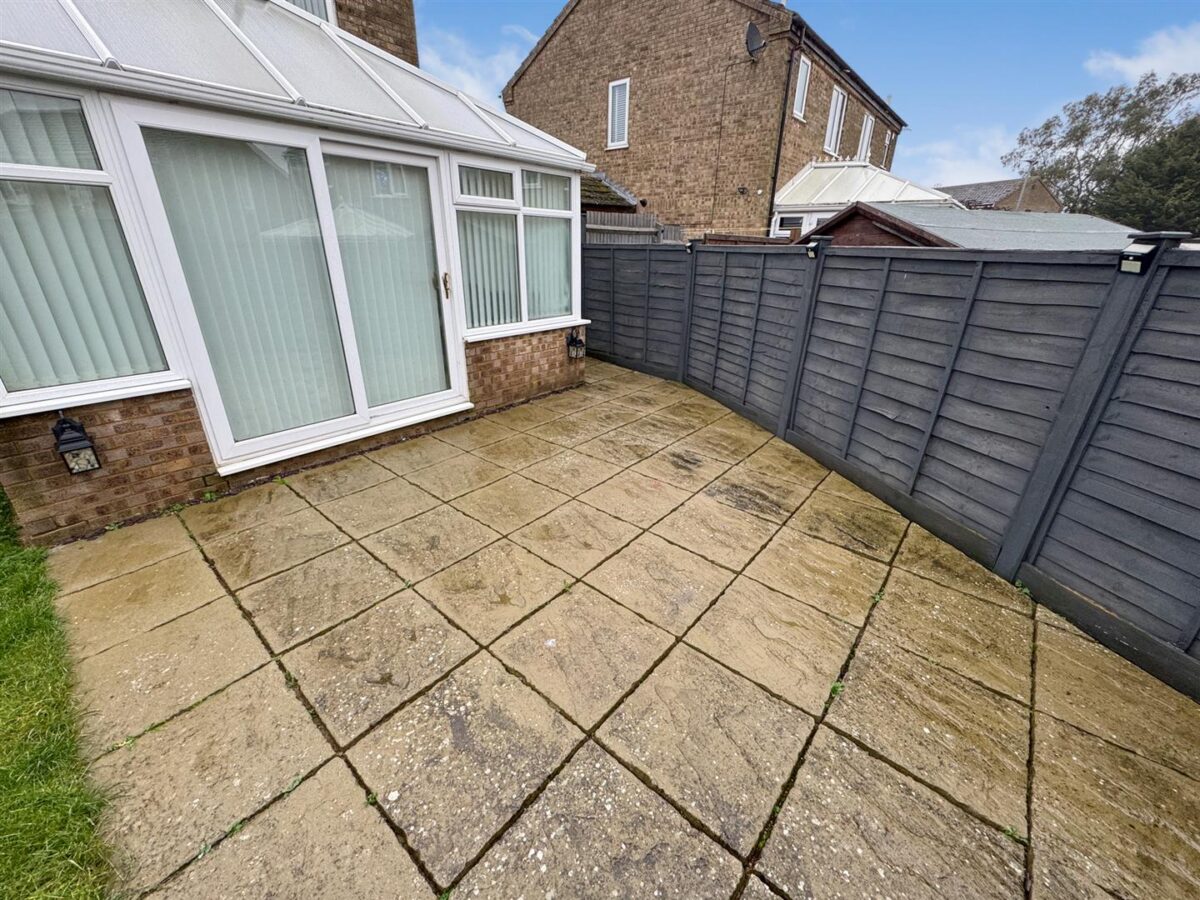 Poplar Road, Corby
