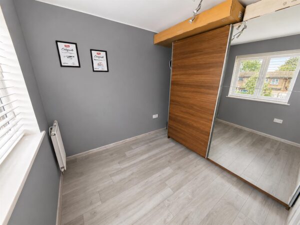 Barra Walk, Corby