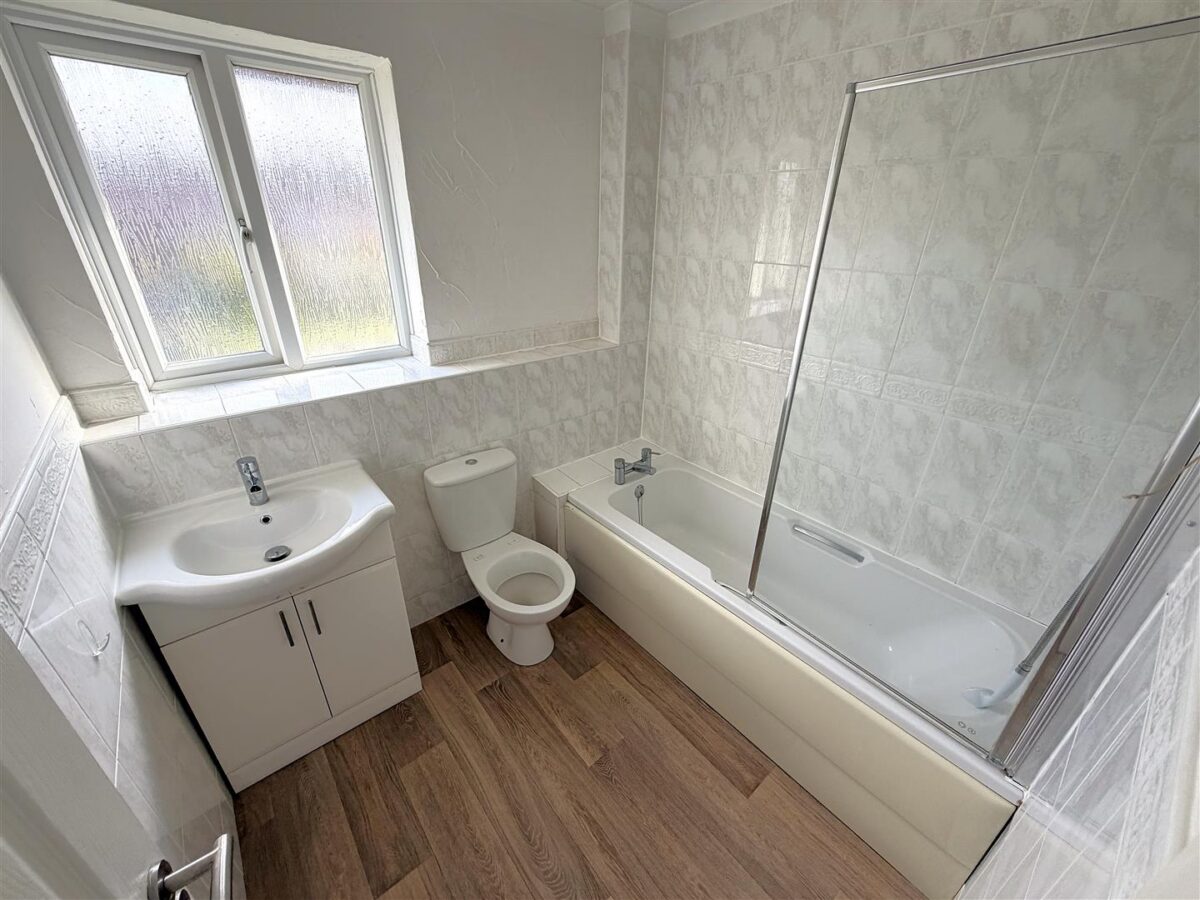 James Watt Avenue, Corby