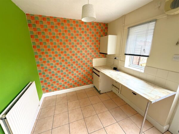 Studfall Avenue, Corby