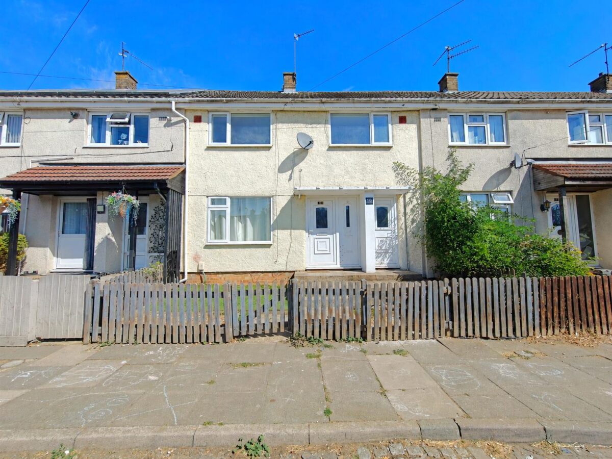 Landseer Court, Corby