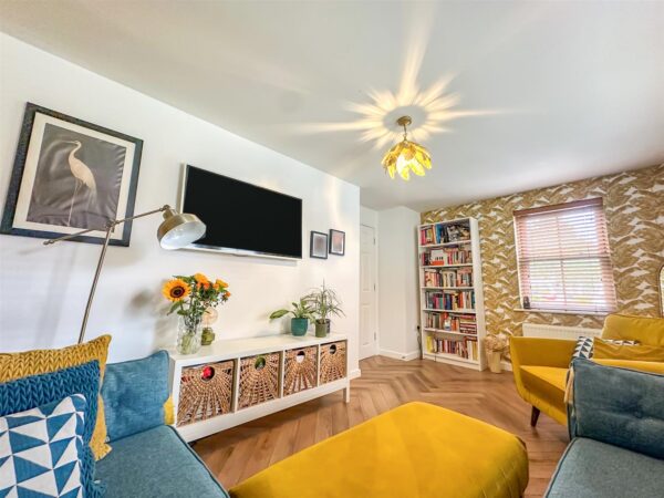 Courteenhall Drive, Corby