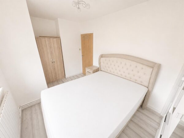 Oakley Road, Corby