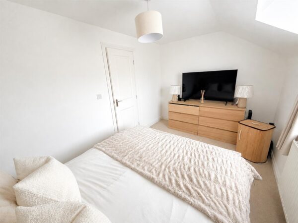Starling Close, Corby