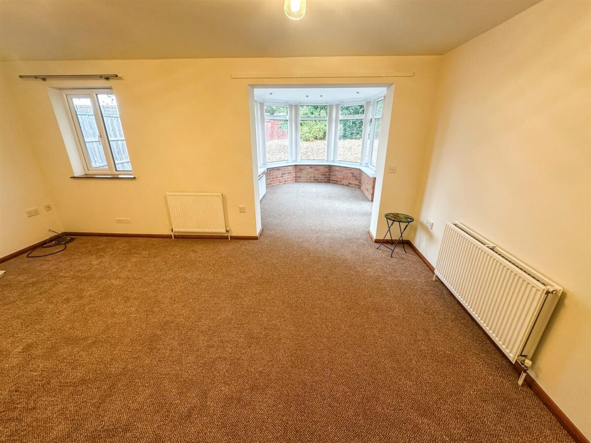 Hubble Road, Corby