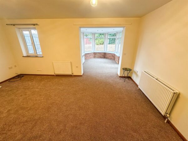 Hubble Road, Corby