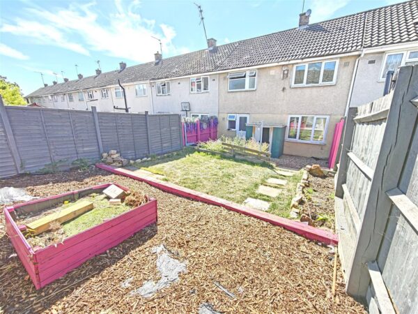 Landseer Court, Corby