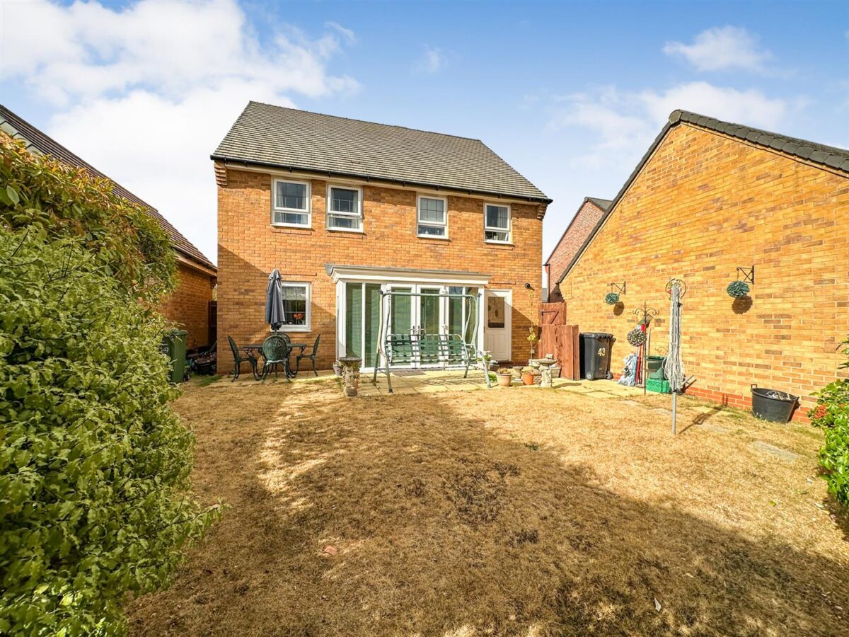 Arnold Drive, Corby