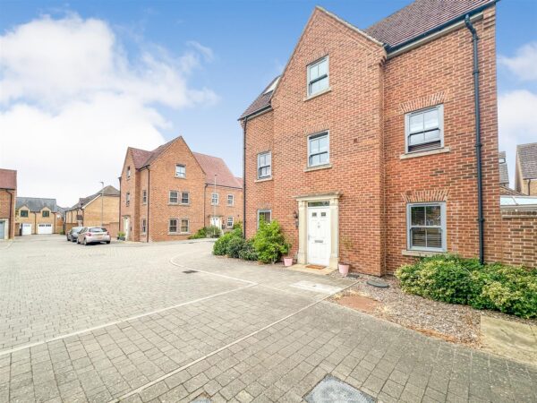 Courteenhall Drive, Corby