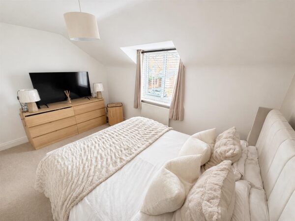Starling Close, Corby