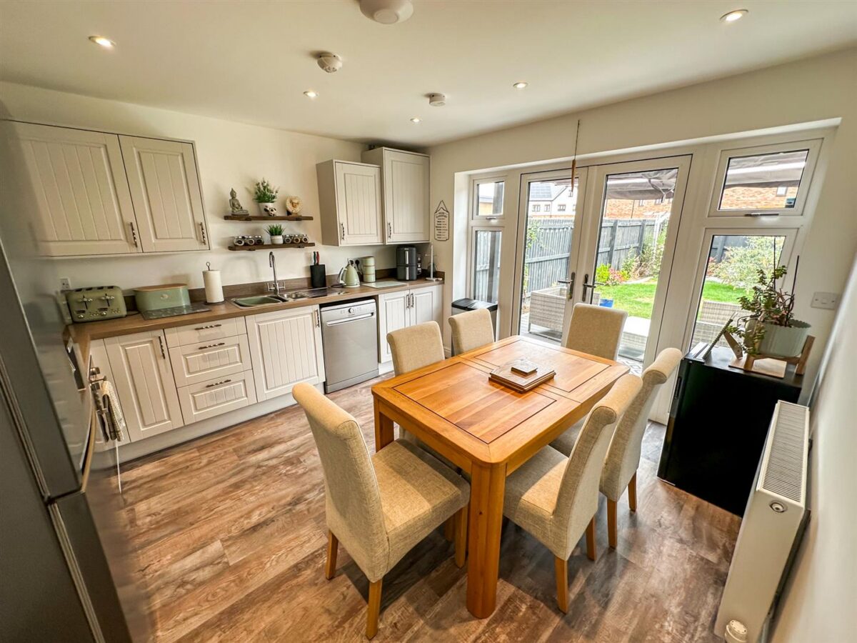 Lytham Lane, Corby