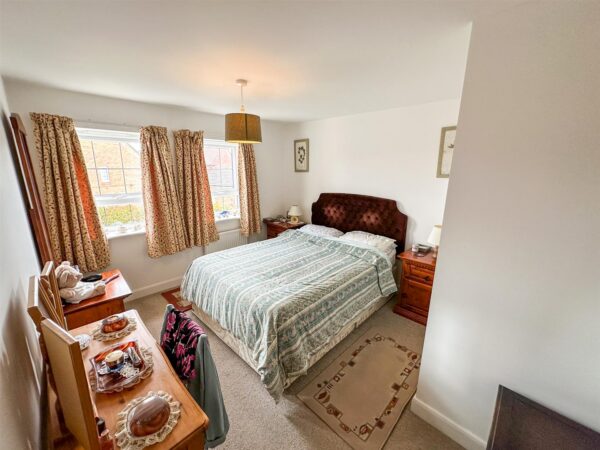 Arnold Drive, Corby