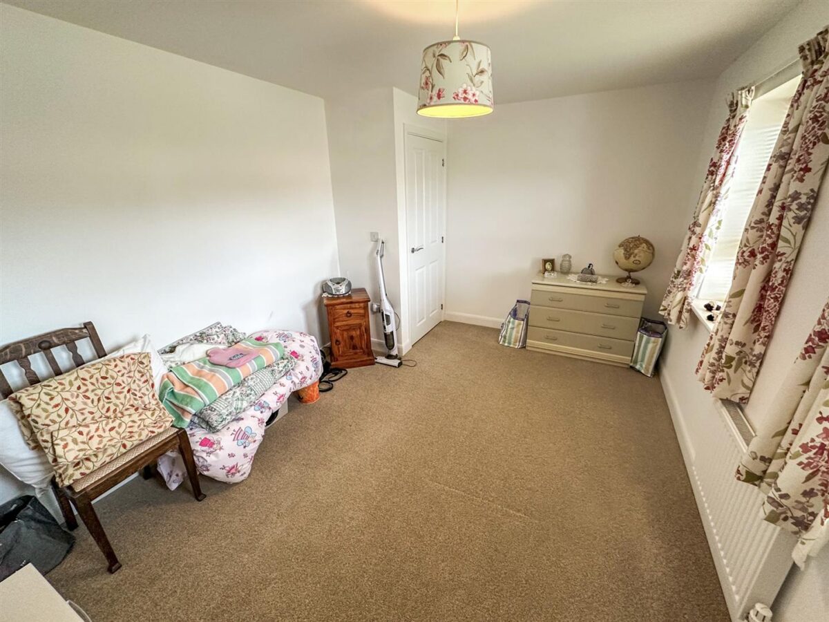 Arnold Drive, Corby
