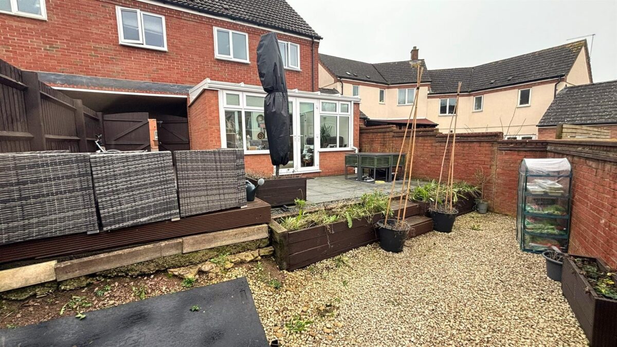 Chatsworth Road, Corby