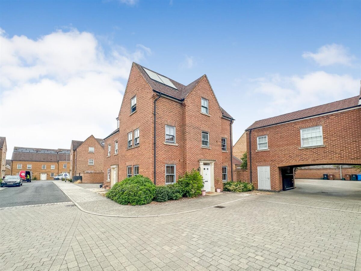 Courteenhall Drive, Corby