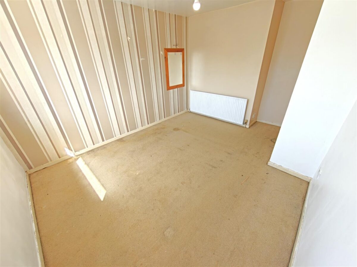 Landseer Court, Corby