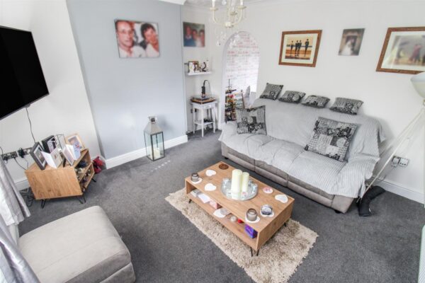 Studfall Avenue, Corby