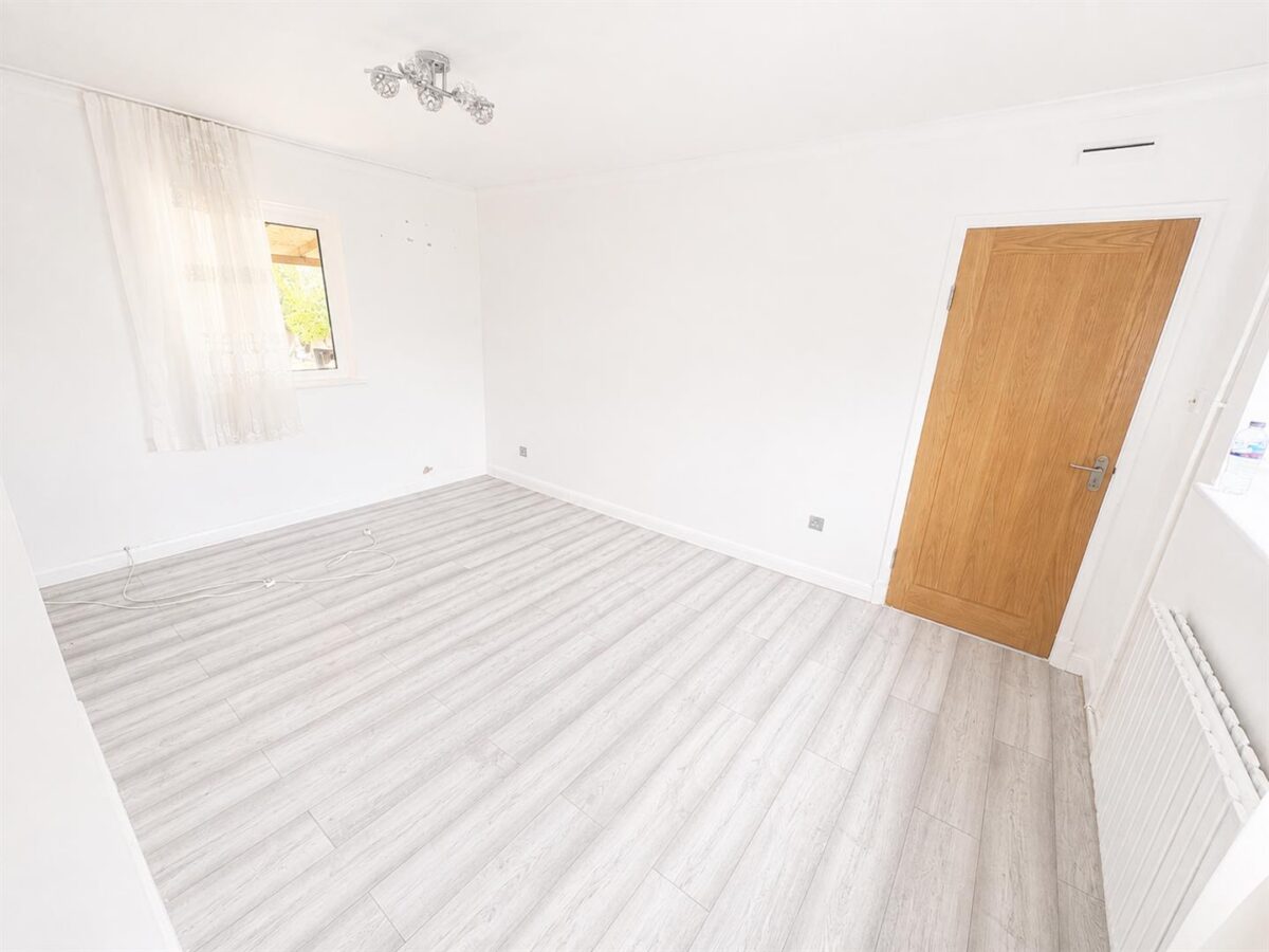 Oakley Road, Corby