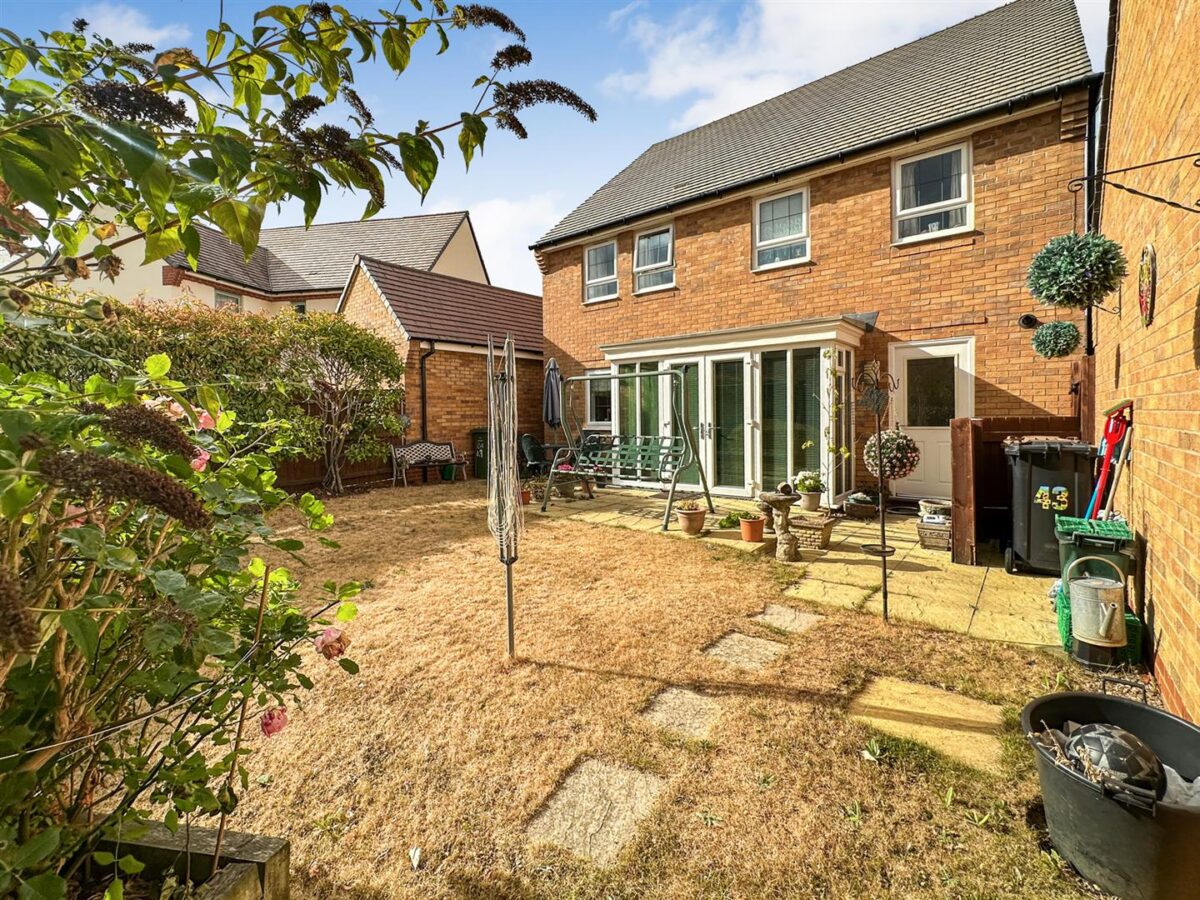 Arnold Drive, Corby
