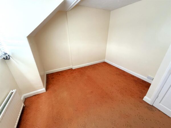 Studfall Avenue, Corby
