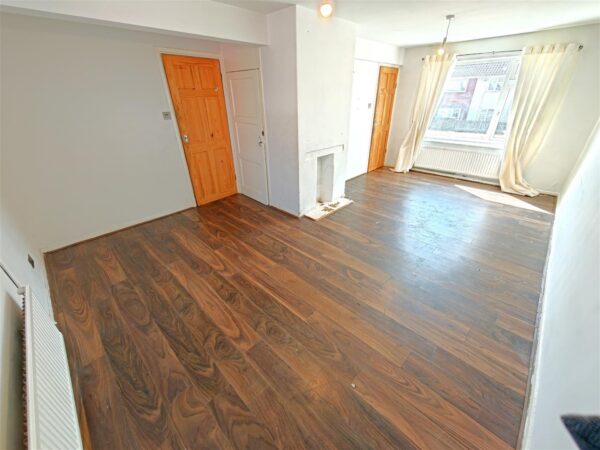 Landseer Court, Corby