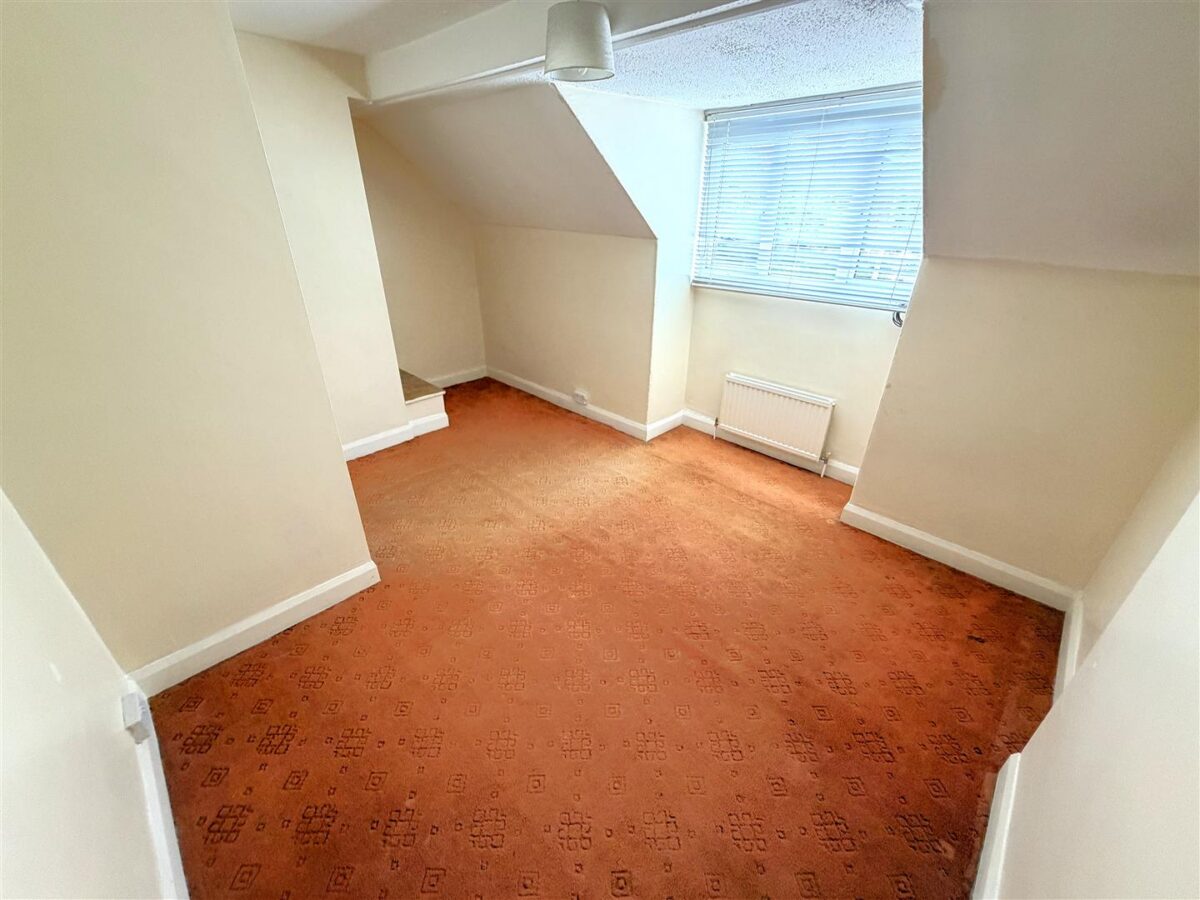 Studfall Avenue, Corby