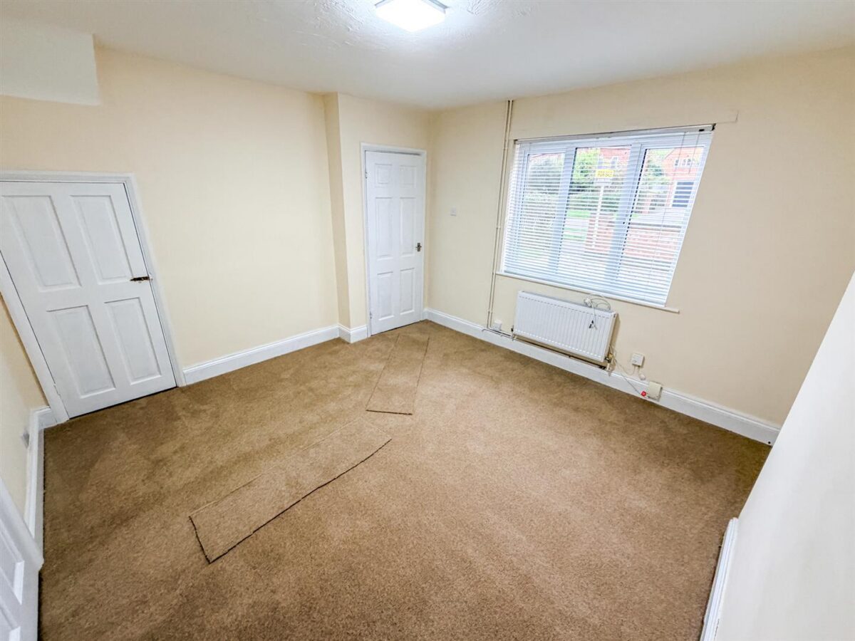 Studfall Avenue, Corby
