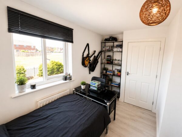 Violet Close, Corby