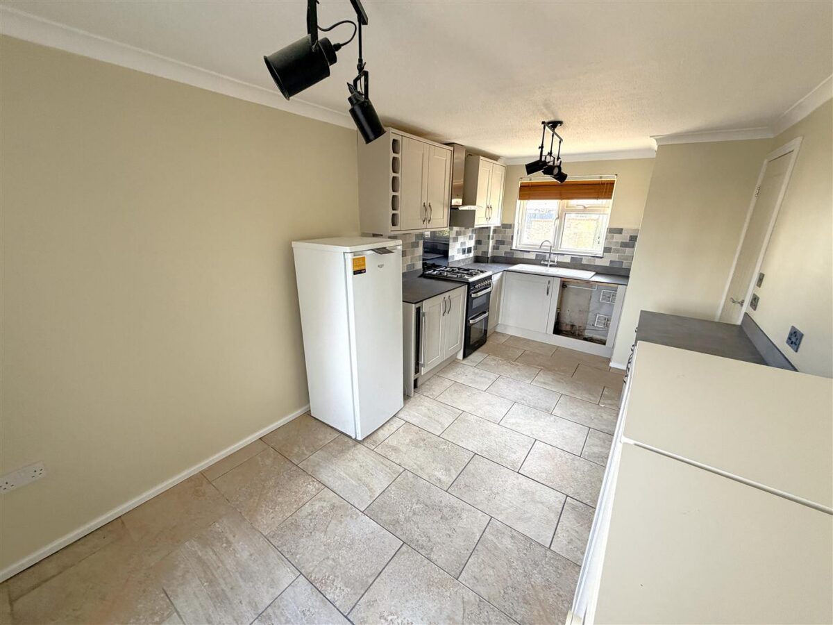 Lerwick Way, Corby