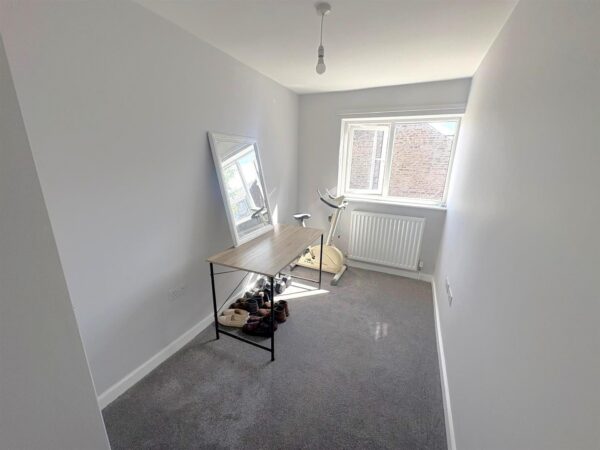 Dixon Walk, Corby