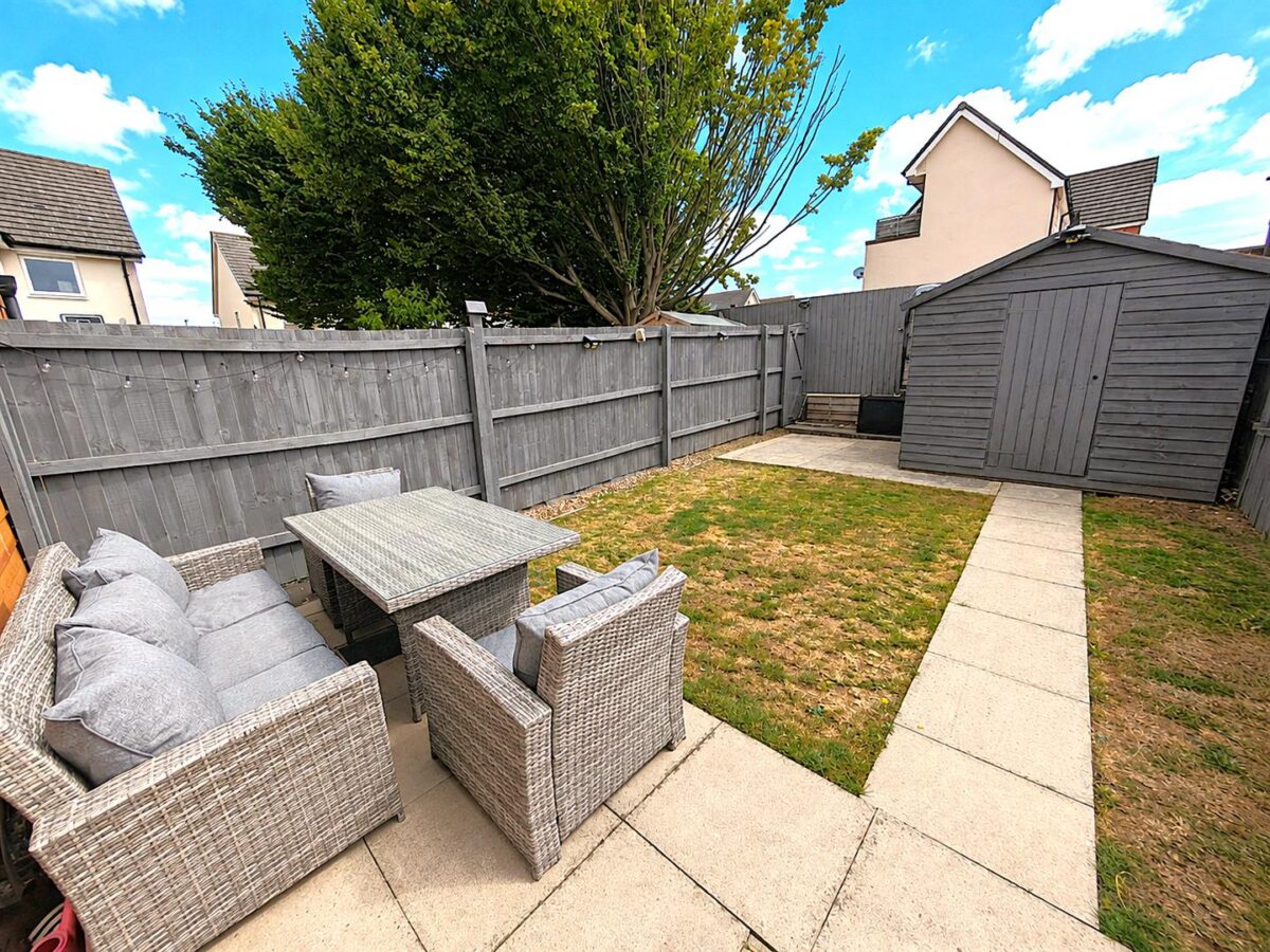 Barra Walk, Corby