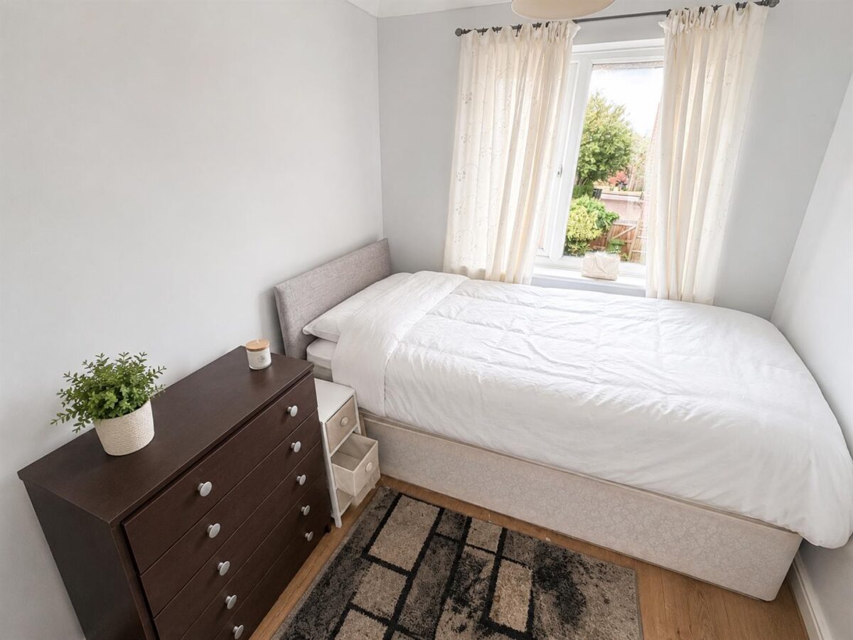 James Watt Avenue, Corby