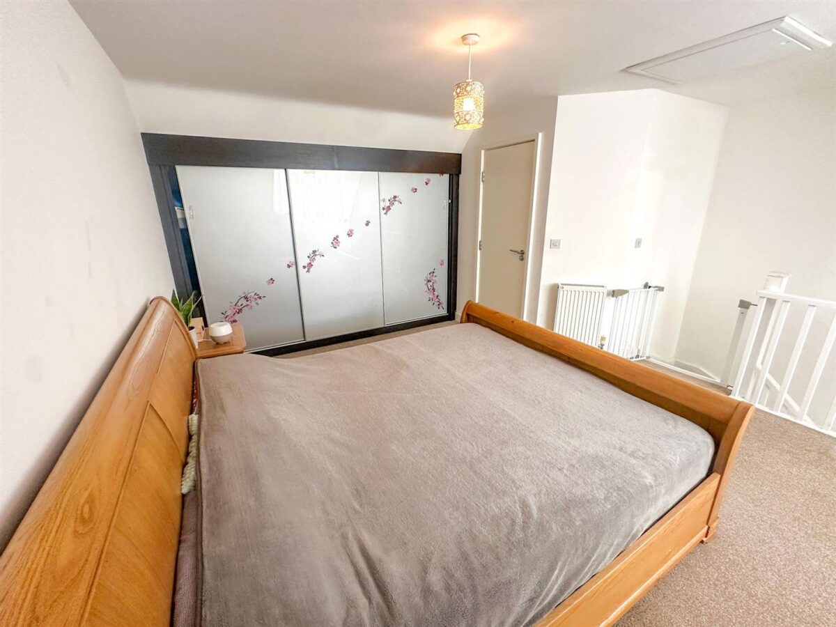 Regal Close, Corby